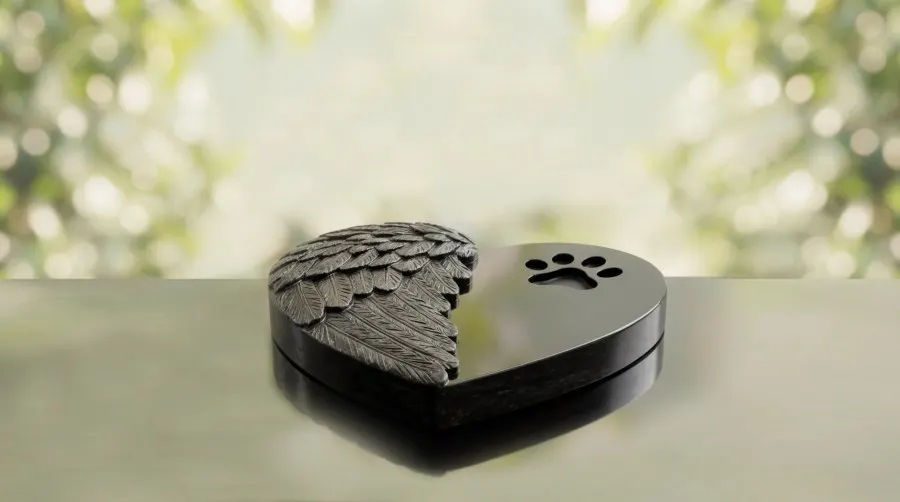 Angel Wing Heart Pet Memorial Marker view 3