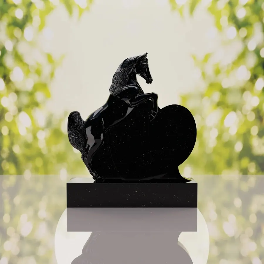Horse Heart Headstone view 4